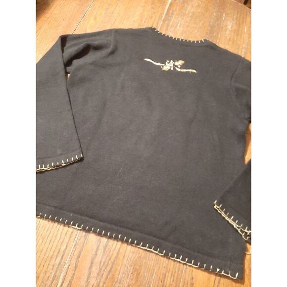 Small Victoria Jones Christmas Holiday Embellish Wreath Knit Sweater Long Sleeve - Picture 9 of 10